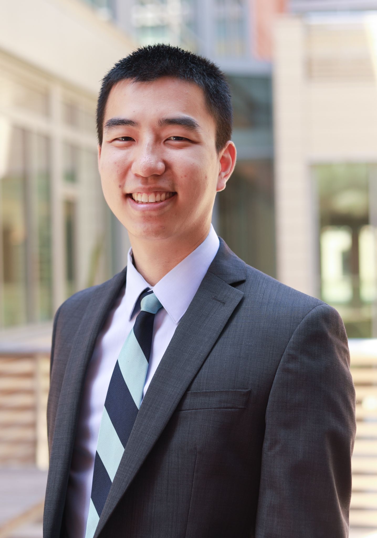Associate Professor Jonathan Kao